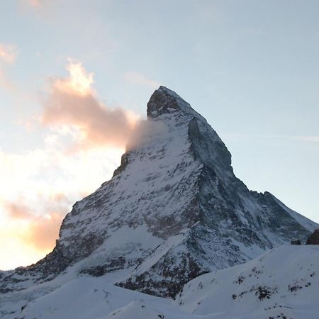 Hotel Schwarzsee Zermatt Bagian luar foto