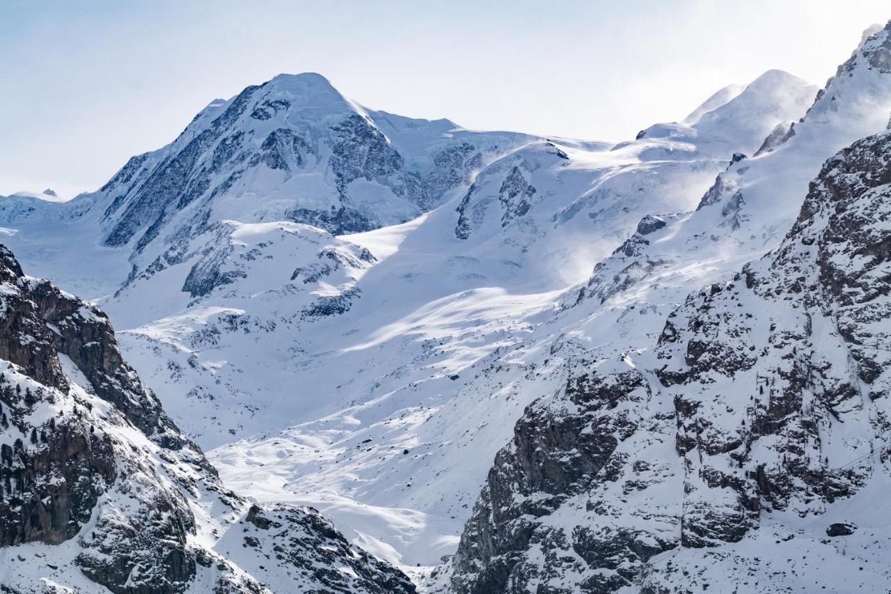 Hotel Schwarzsee Zermatt Bagian luar foto