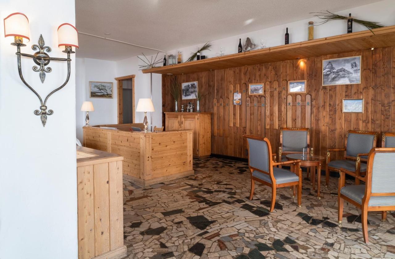 Hotel Schwarzsee Zermatt Bagian luar foto