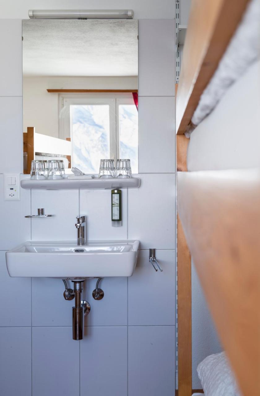 Hotel Schwarzsee Zermatt Bagian luar foto